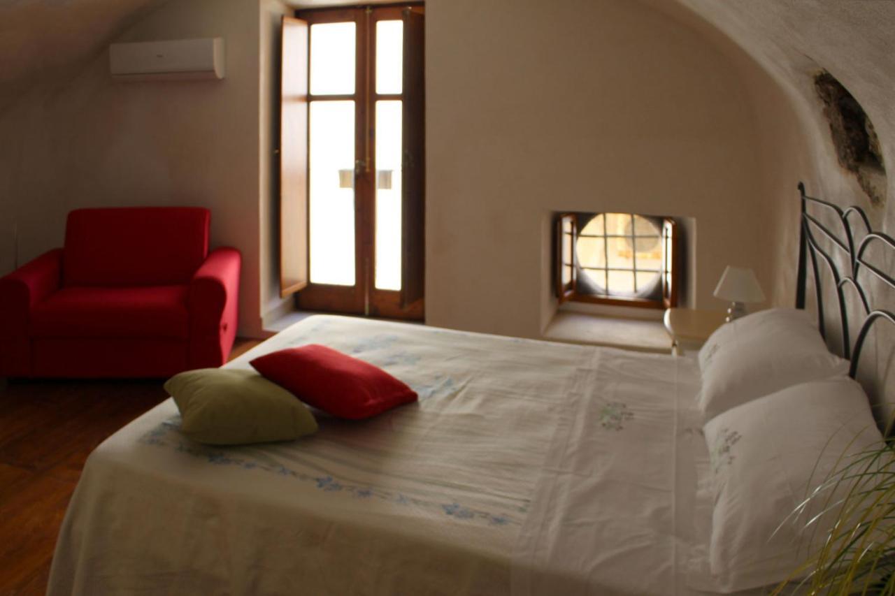 Casa Vacanza U Curtigghiu 利帕里 外观 照片