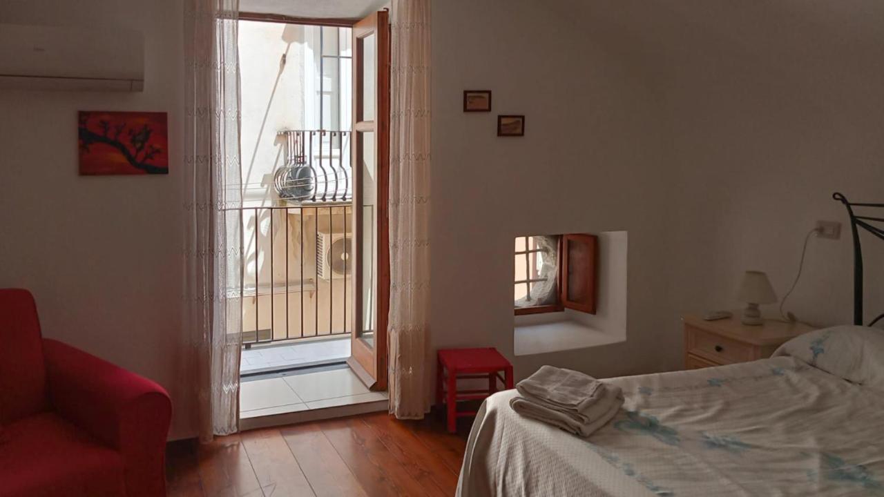 Casa Vacanza U Curtigghiu 利帕里 外观 照片