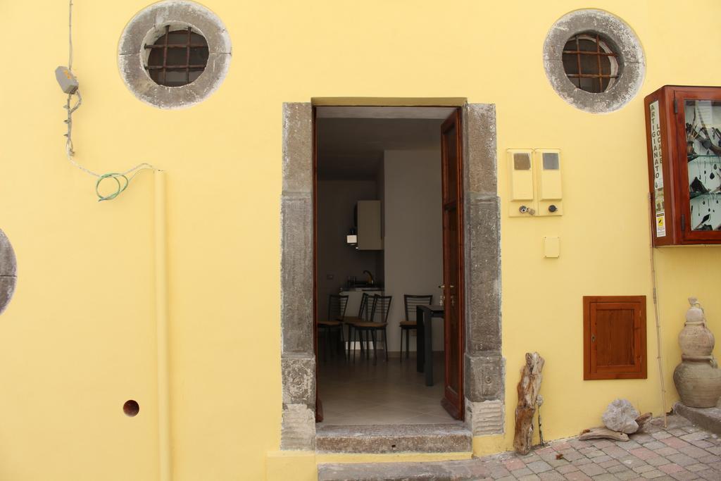 Casa Vacanza U Curtigghiu 利帕里 外观 照片